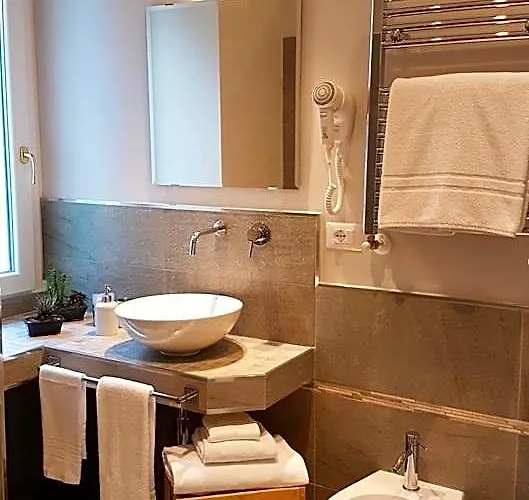 Bed & Breakfast Roman Suite Guest House Rome